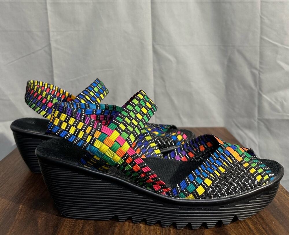 Bernie Mev Wedge Sandals Womens 41 US 10 Rainbow Colorful Fame Woven Comfort